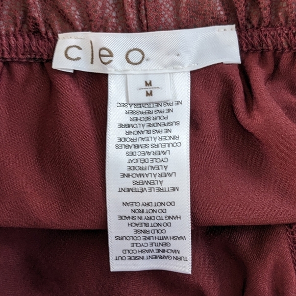 NWT Cleo Two Tone Red Snake-Skin-Look Leggings Leggings Sz Medium - Picture 6 of 14